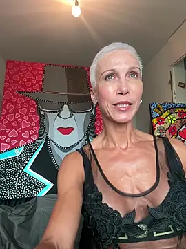 Snapshot of GymQueenCarmen chatting on June 2026 04:52:02 PM GymQueenCarmen online show from June 2026 04:52:02 PM