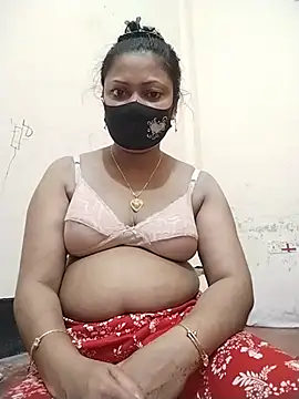 Snapshot of Uma_2 chatting on June 2026 05:01:02 AM Uma 2 online show from June 2026 05:01:02 AM