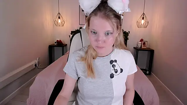 Snapshot of anita_Hitteys chatting on July 2026 08:23:01 AM anita Hitteys online show from July 2026 08:23:01 AM