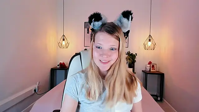 Snapshot of anita_Hitteys chatting on July 2026 08:00:02 AM anita Hitteys online show from July 2026 08:00:02 AM