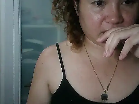bitchychubby online show from June 2026 03:39:01 PM
