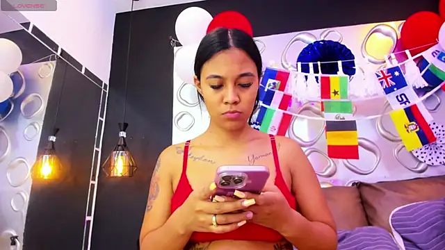Scarlet-Muse online show from July 2026 11:10:01 AM