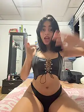 Pretty Adixxion online show from July 2026 12:07:01 AM