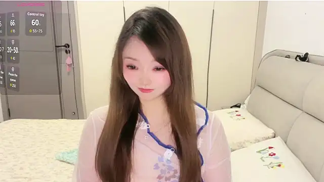 kiki-33 online show from June 2026 06:08:01 PM