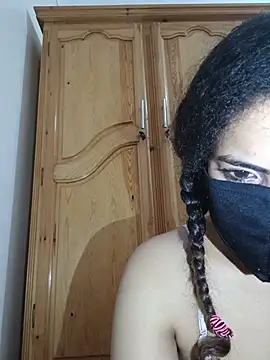 chochabella online show from July 2026 03:33:01 AM