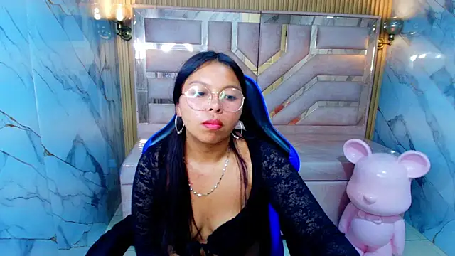 sophy r online show from June 2026 09:08:01 PM