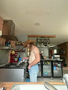 Dadbodnextdoor online show from June 2026 07:24:01 PM