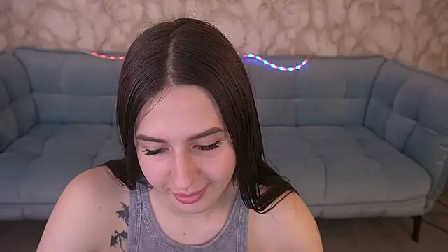 AlesiaDessmond online show from June 2026 01:11:02 PM