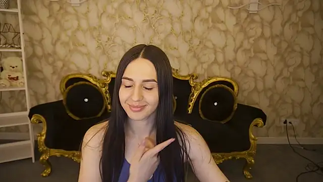 Snapshot of AlesiaDessmond chatting on June 2026 07:02:01 PM AlesiaDessmond online show from June 2026 07:02:01 PM