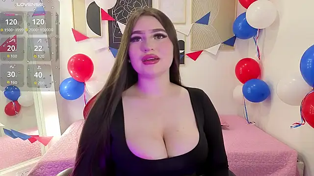 Snapshot of Val_dreams7 chatting on July 2026 08:53:01 PM Val dreams7 online show from July 2026 08:53:01 PM