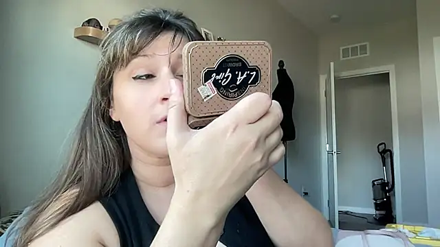 maddiliz online show from November 2025 04:43:02 PM