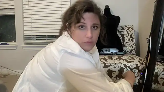 maddiliz online show from November 2025 12:58:02 AM