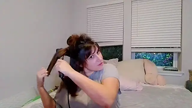 Snapshot of maddiliz chatting on February 2026 07:51:02 AM maddiliz online show from February 2026 07:51:02 AM