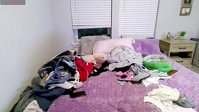 Snapshot of maddiliz chatting on February 2026 03:36:02 AM maddiliz online show from February 2026 03:36:02 AM