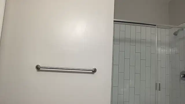 maddiliz online show from October 2025 01:07:01 AM