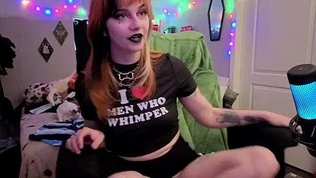 Snapshot of inarafoxxx_ chatting on June 2026 12:43:01 AM inarafoxxx online show from June 2026 12:43:01 AM
