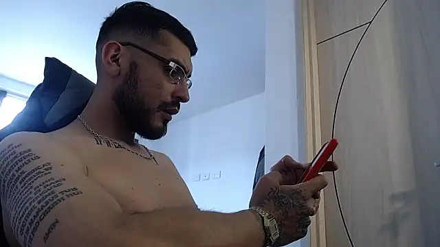 Snapshot of MalekXarxxx chatting on July 2026 08:08:02 PM MalekXarxxx online show from July 2026 08:08:02 PM