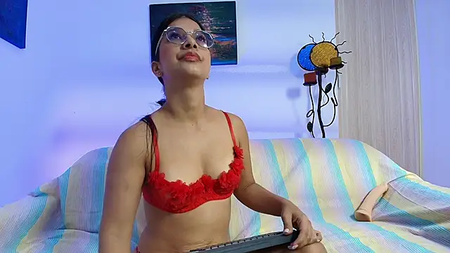 Lunaa monroee online show from July 2026 01:35:02 PM