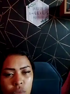 Snapshot of Silmara21 chatting on June 2026 04:02:02 PM Silmara21 online show from June 2026 04:02:02 PM