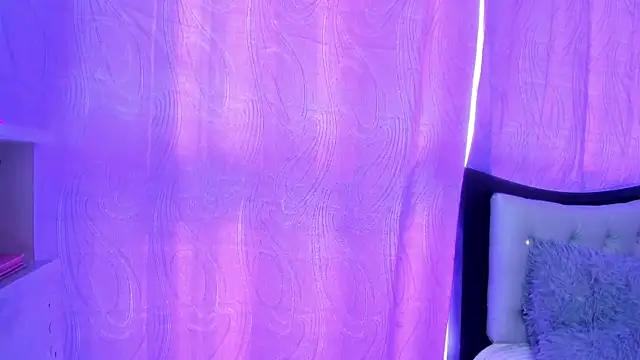 johnycooper08 online show from July 2026 01:36:02 PM
