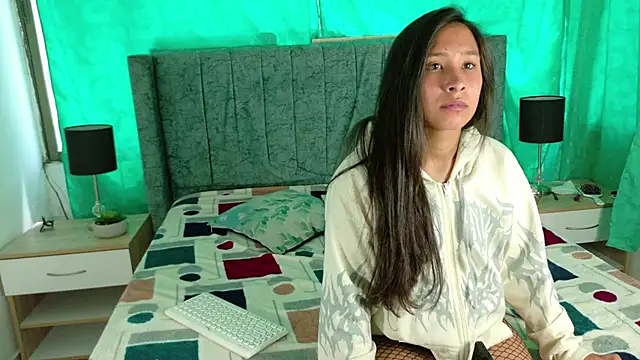 Lexy Mini online show from June 2026 04:30:01 PM