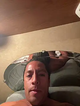 Snapshot of latinj11 chatting on June 2026 04:12:01 AM latinj11 online show from June 2026 04:12:01 AM