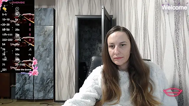 Snapshot of Yevgeshka-Milashka chatting on October 2025 05:26:01 PM Yevgeshka-Milashka online show from October 2025 05:26:01 PM