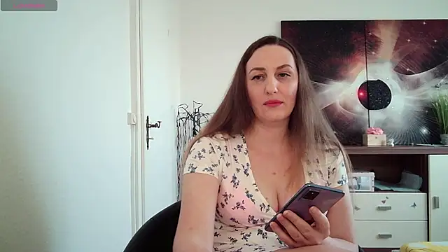 Snapshot of Yevgeshka-Milashka chatting on March 2025 07:08:02 AM Yevgeshka-Milashka online show from March 2025 07:08:02 AM