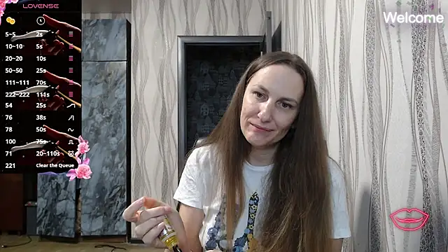 Snapshot of Yevgeshka-Milashka chatting on October 2025 06:08:02 PM Yevgeshka-Milashka online show from October 2025 06:08:02 PM
