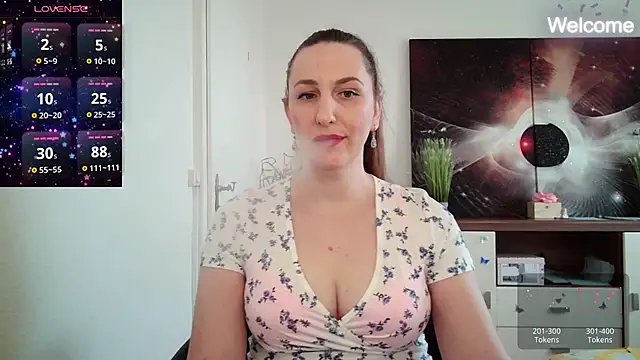 Snapshot of Yevgeshka-Milashka chatting on March 2025 06:41:01 AM Yevgeshka-Milashka online show from March 2025 06:41:01 AM