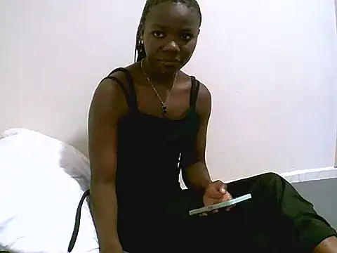 Snapshot of QueenSar chatting on June 2026 09:14:02 AM QueenSar online show from June 2026 09:14:02 AM