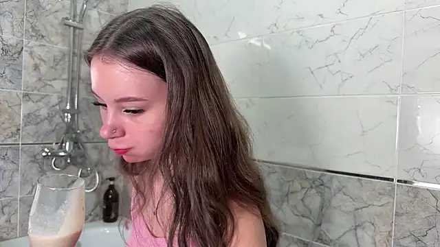 kittyrae online show from July 2026 07:18:01 AM