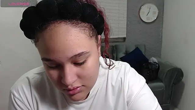 leilasosexy online show from July 2026 12:37:01 PM