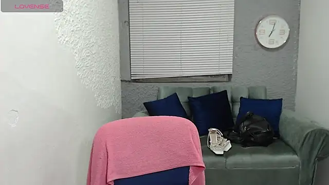 leilasosexy online show from June 2026 02:56:02 PM