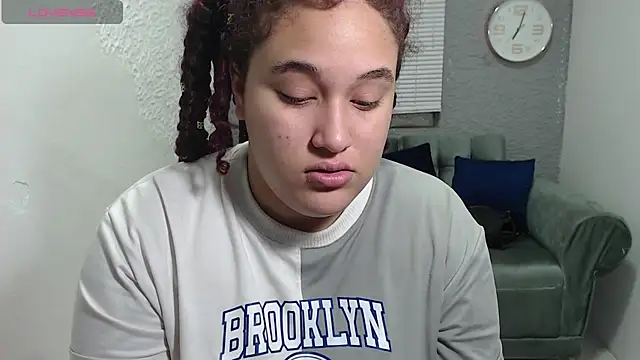 leilasosexy online show from June 2026 01:22:02 PM
