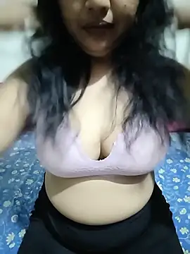 Snapshot of Baby_g77 chatting on August 2026 05:30:02 PM Baby g77 online show from August 2026 05:30:02 PM