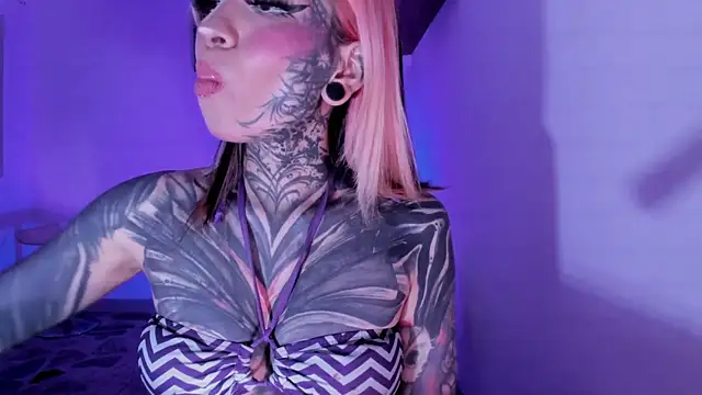 Nickidoll66  online show from July 2026 11:34:01 PM