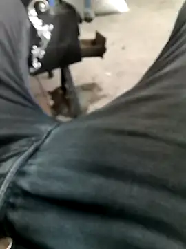 Singlemaleforcouples online show from December 2024 10:45:02 AM