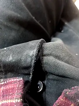 Singlemaleforcouples online show from October 2025 01:44:02 PM