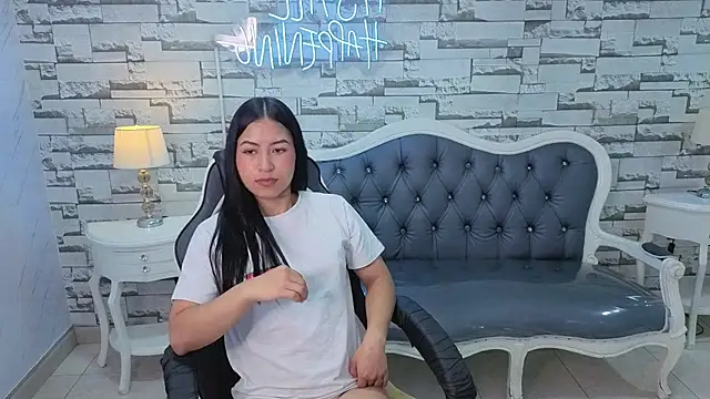 lia x a online show from June 2026 02:33:01 PM