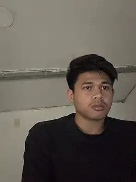 ChocoYummyHotdog online show from June 2026 12:17:02 PM