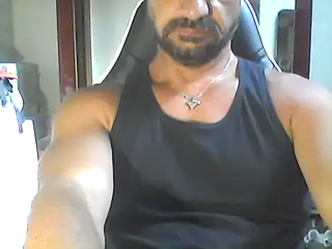 Snapshot of francesc80 chatting on July 2026 07:04:02 AM francesc80 online show from July 2026 07:04:02 AM