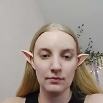 Snapshot of Elfie_Agatha chatting on June 2026 10:16:02 AM Elfie Agatha online show from June 2026 10:16:02 AM