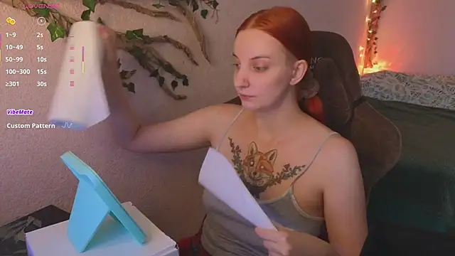 Snapshot of Elfie_Agatha chatting on July 2026 08:37:01 AM Elfie Agatha online show from July 2026 08:37:01 AM