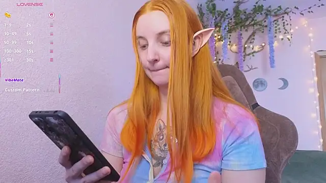 Snapshot of Elfie_Agatha chatting on June 2026 09:26:01 AM Elfie Agatha online show from June 2026 09:26:01 AM