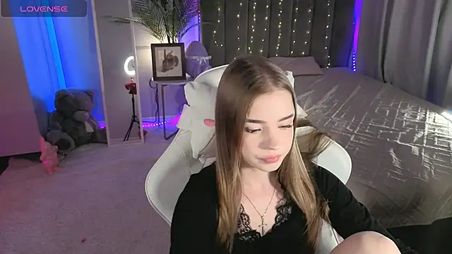 Snapshot of Milla_Way chatting on July 2026 02:45:02 PM Milla Way online show from July 2026 02:45:02 PM
