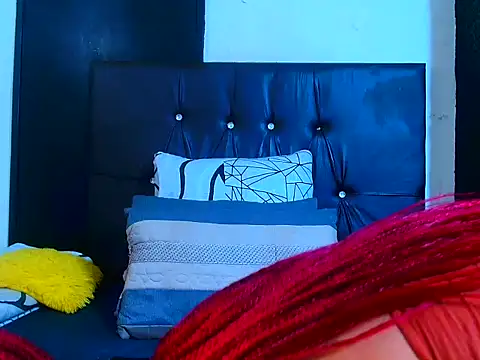sexybitchh22 online show from June 2026 07:13:02 PM