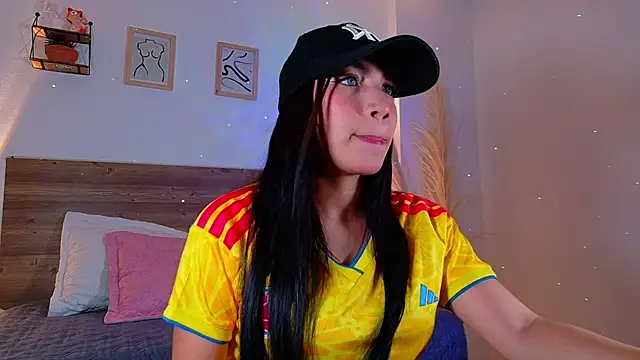  Emmakiss  online show from July 2026 09:07:02 PM