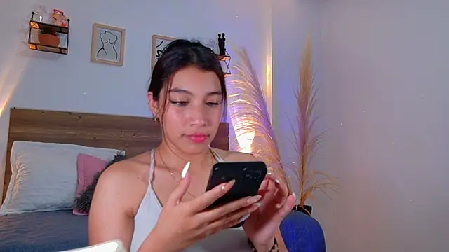  Emmakiss  online show from June 2026 04:07:02 PM