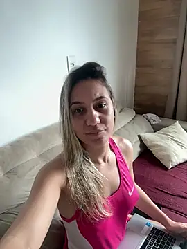Betinhaalves online show from June 2026 12:50:02 PM